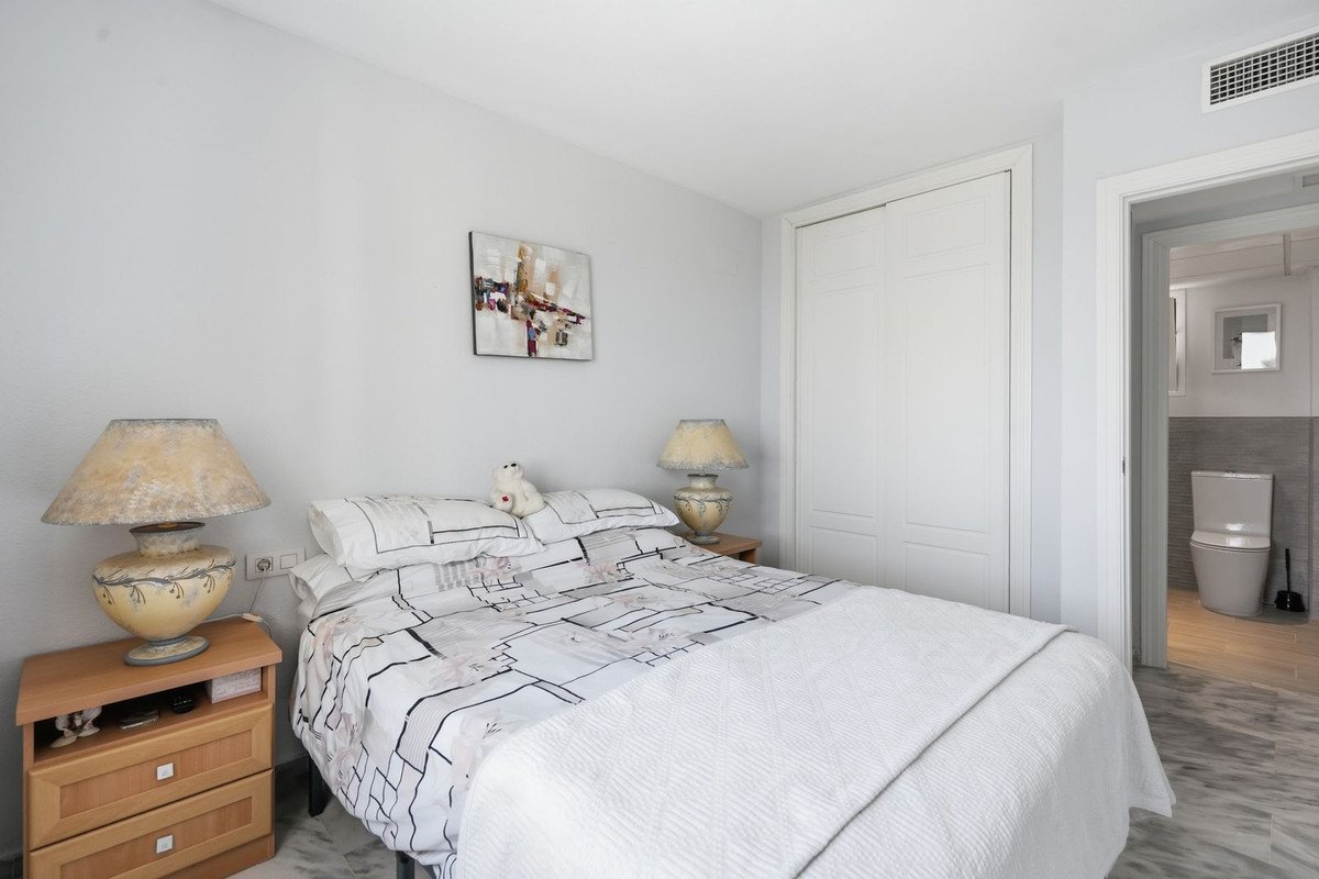 2 Bed Top Floor Apartment in Benalmadena
