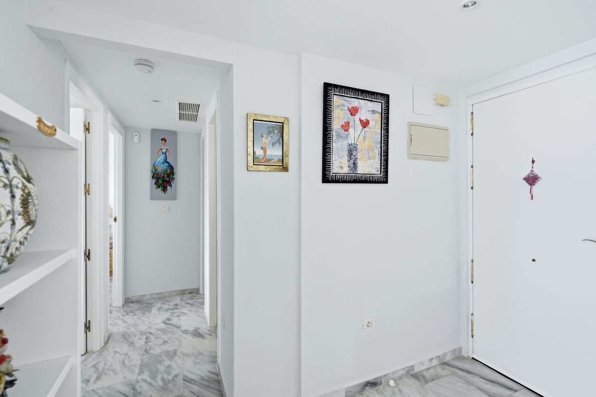 2 Bed Top Floor Apartment in Benalmadena