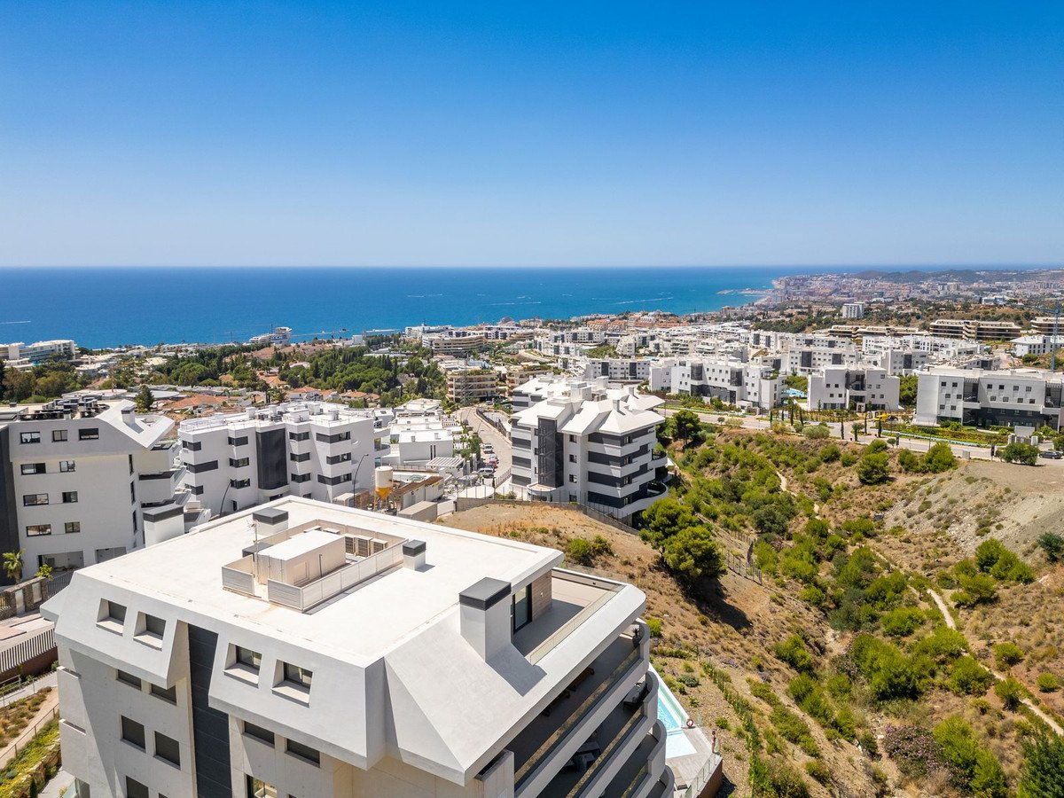 3 Bed Penthouse in Higueron
