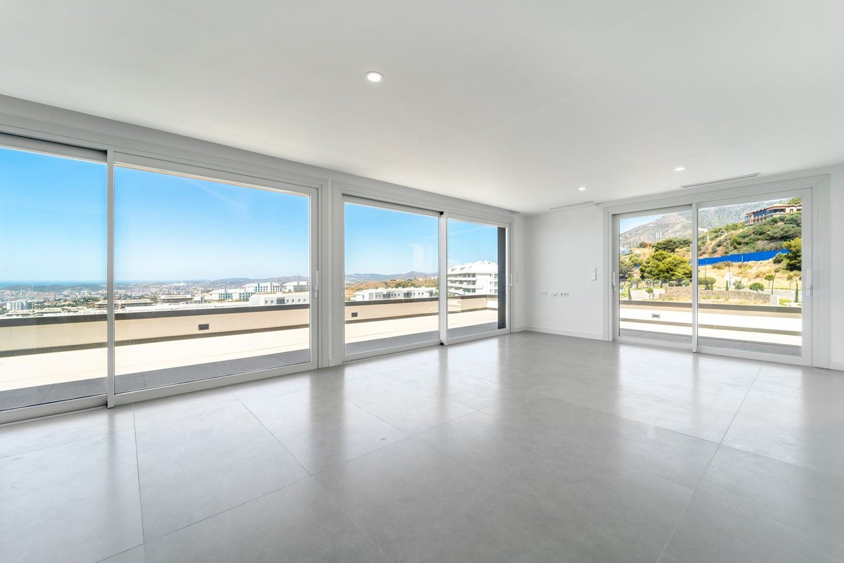 3 Bed Penthouse in Higueron