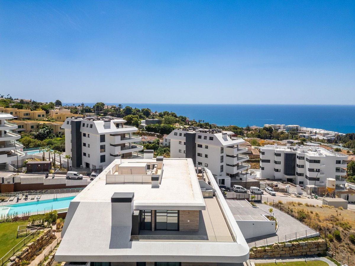 3 Bed Penthouse in Higueron