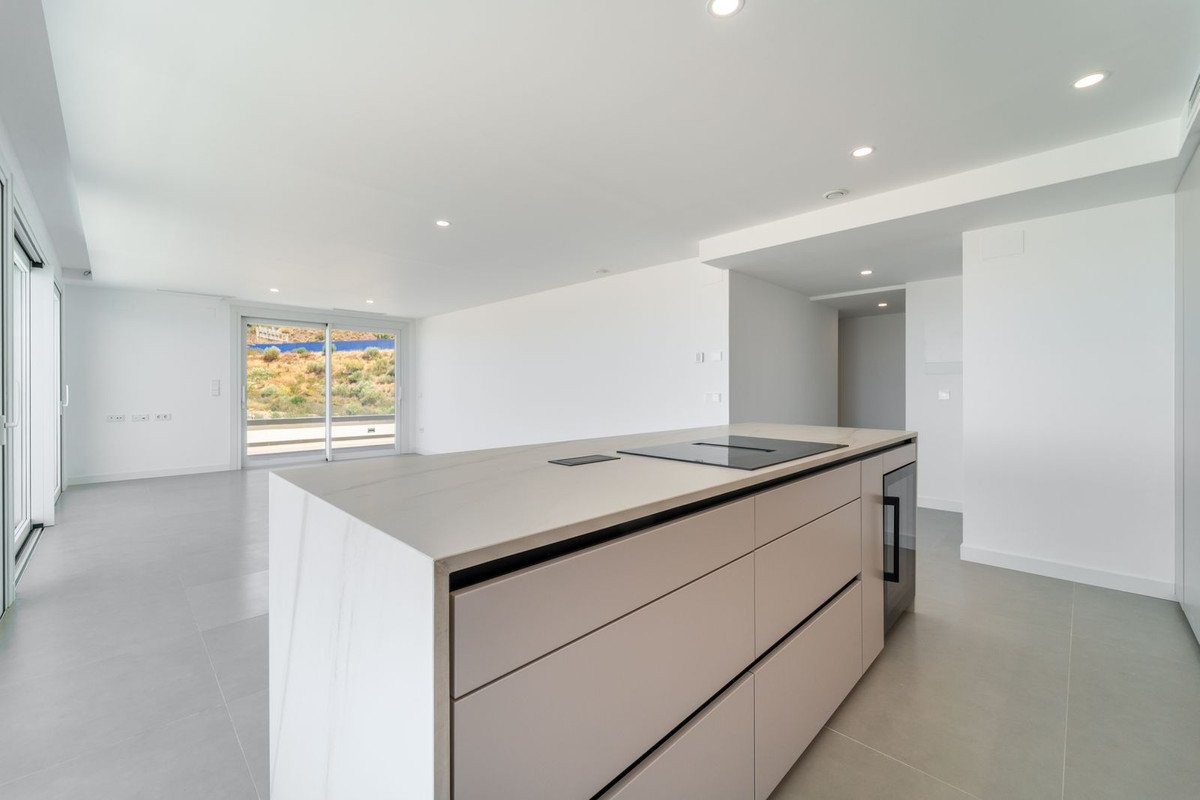 3 Bed Penthouse in Higueron