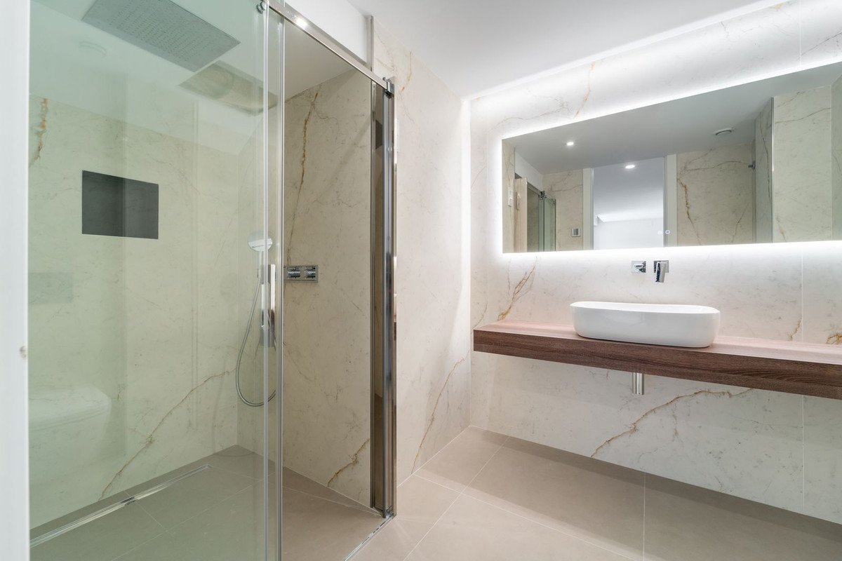 3 Bed Penthouse in Higueron