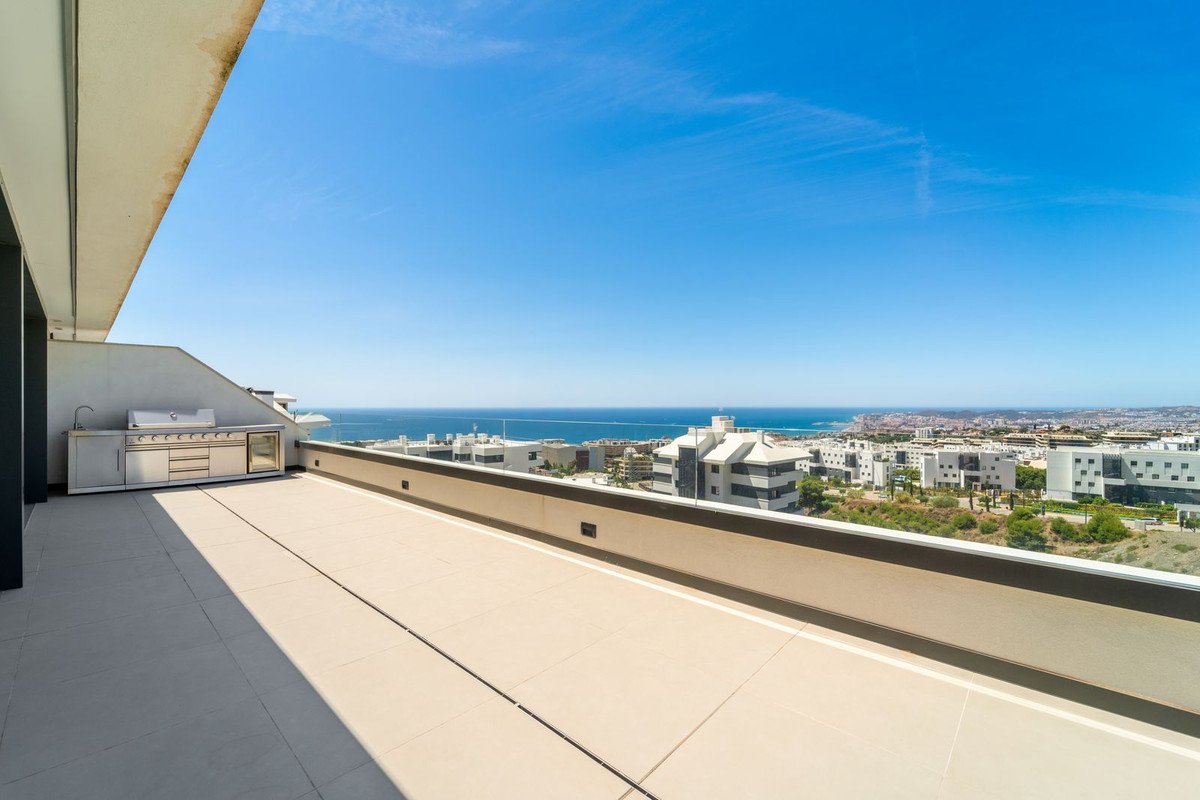 3 Bed Penthouse in Higueron