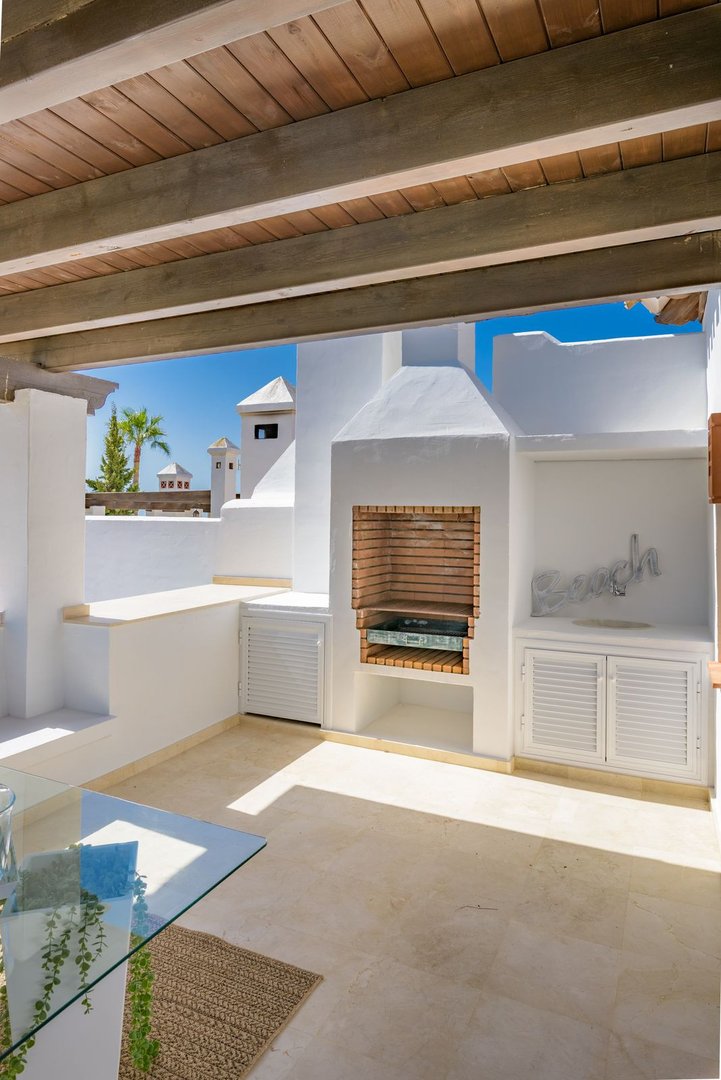 3 Bed Townhouse in El Paraiso