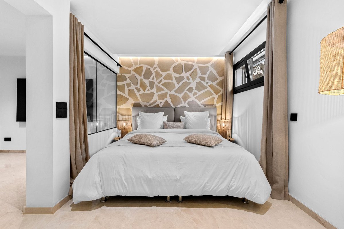 3 Bed Townhouse in El Paraiso