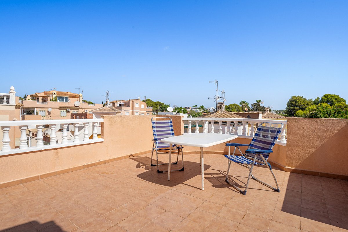 3 Bed Bungalow in Lomas de Cabo Roig