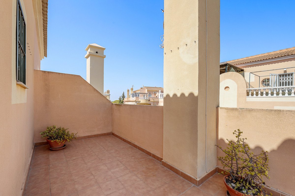 3 Bed Bungalow in Lomas de Cabo Roig