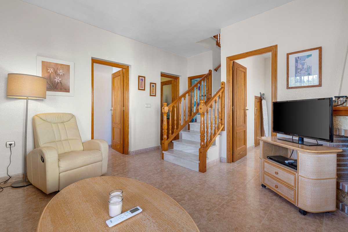 3 Bed Bungalow in Lomas de Cabo Roig