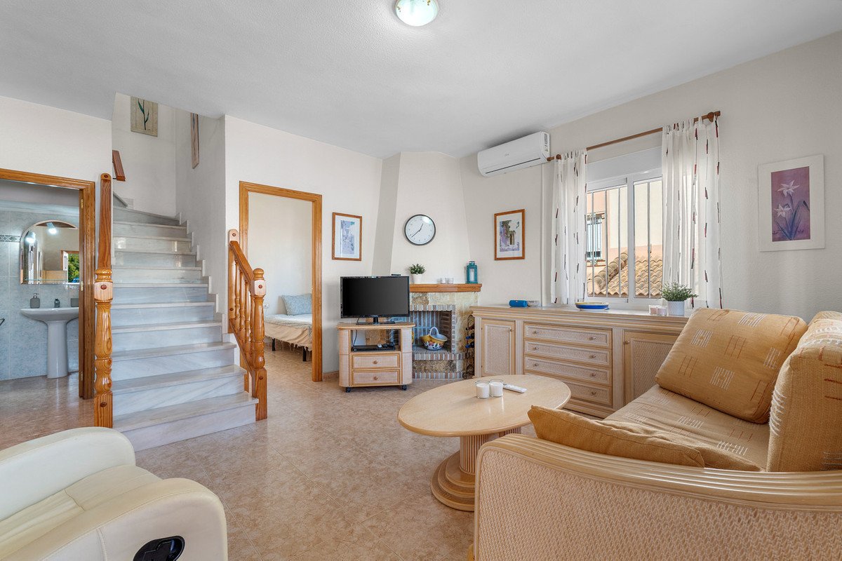 3 Bed Bungalow in Lomas de Cabo Roig