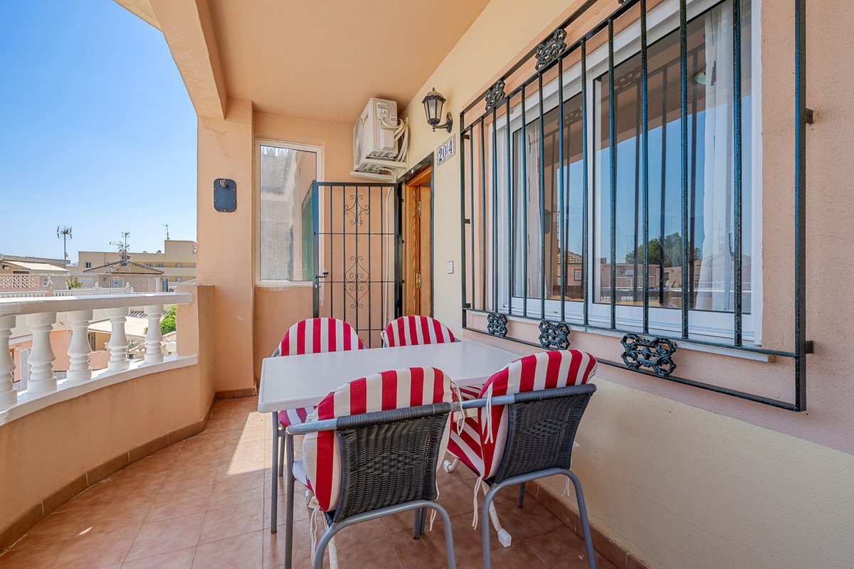 3 Bed Bungalow in Lomas de Cabo Roig