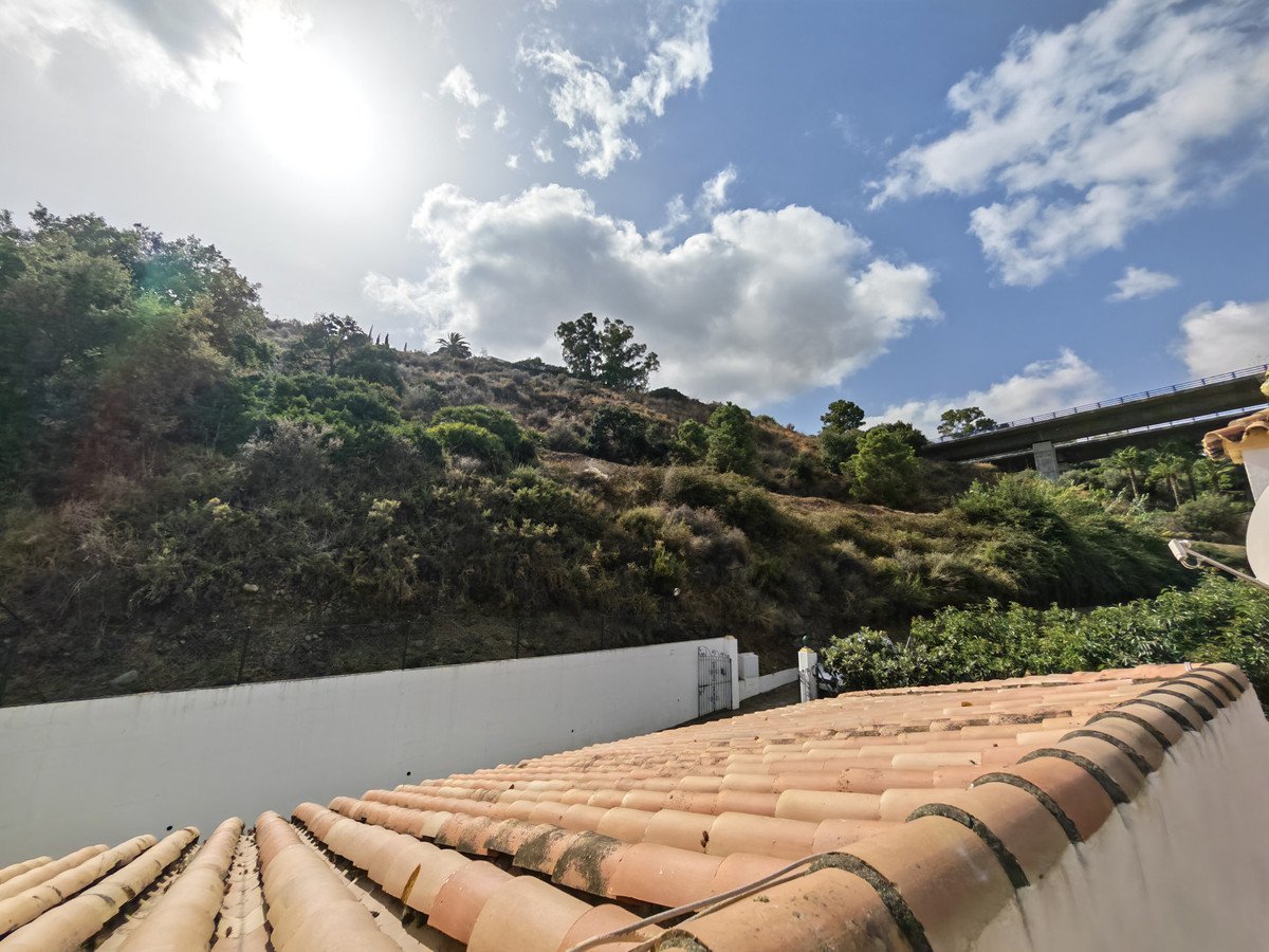 3 Bed Detached Villa in Estepona