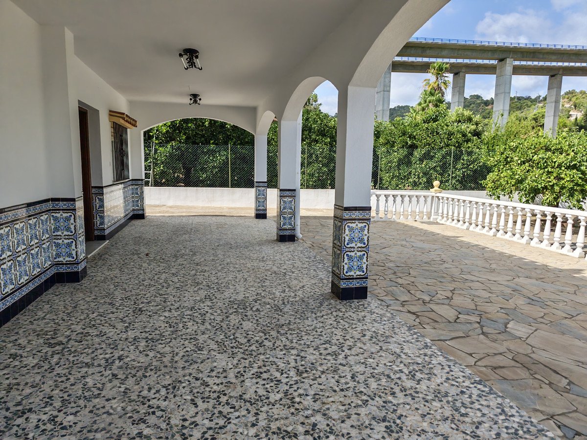 3 Bed Detached Villa in Estepona