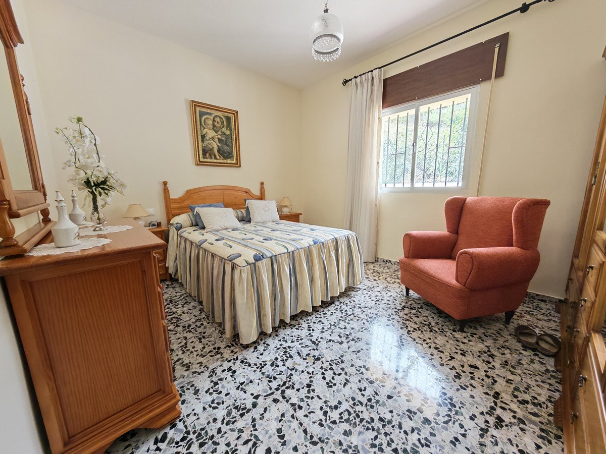 3 Bed Detached Villa in Estepona