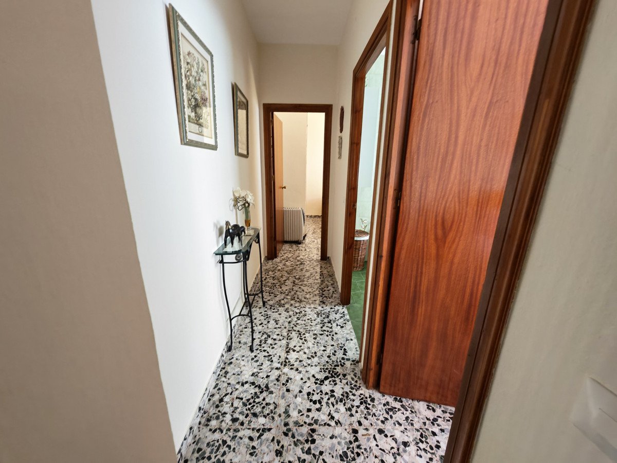 3 Bed Detached Villa in Estepona