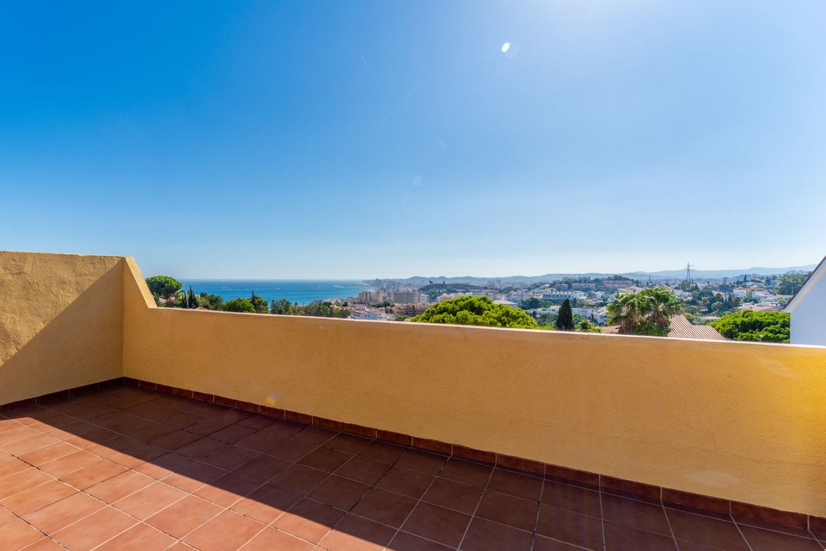 2 Bed Penthouse Duplex in Fuengirola