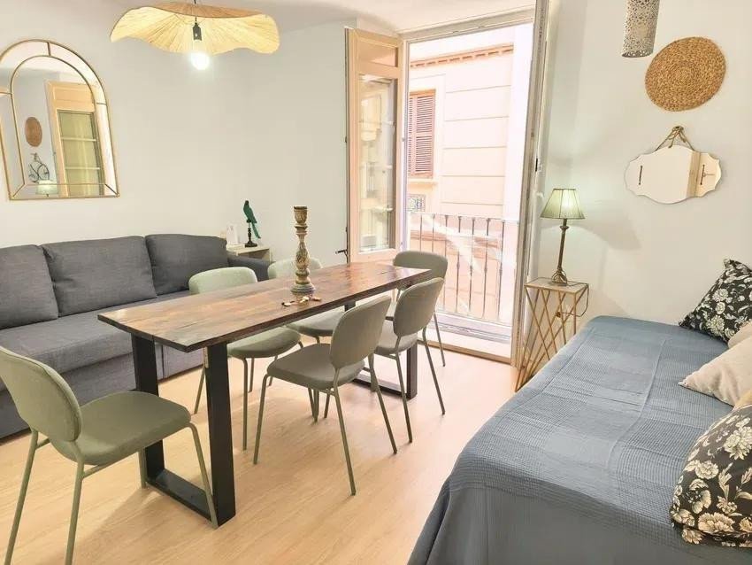 3 Bed Middle Floor Apartment in Málaga