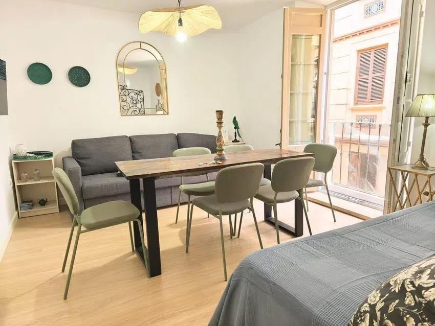 3 Bed Middle Floor Apartment in Málaga