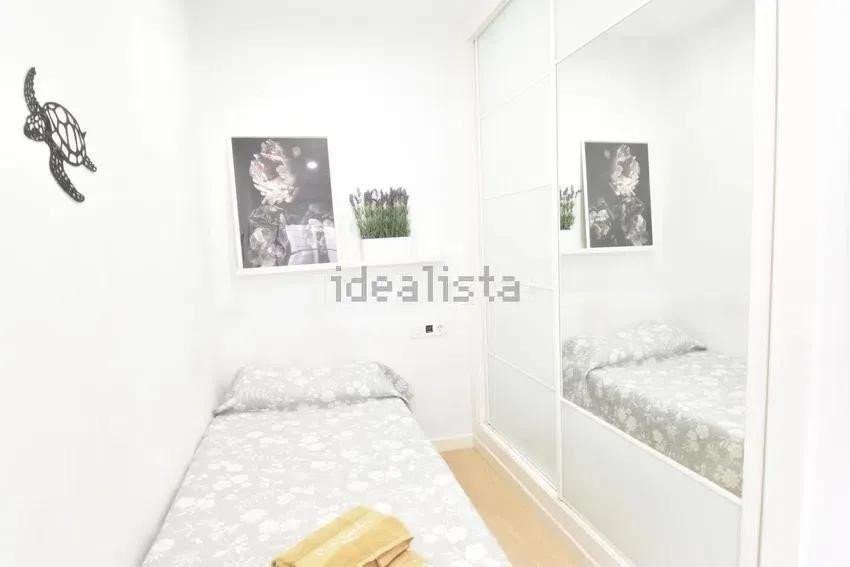 3 Bed Middle Floor Apartment in Málaga