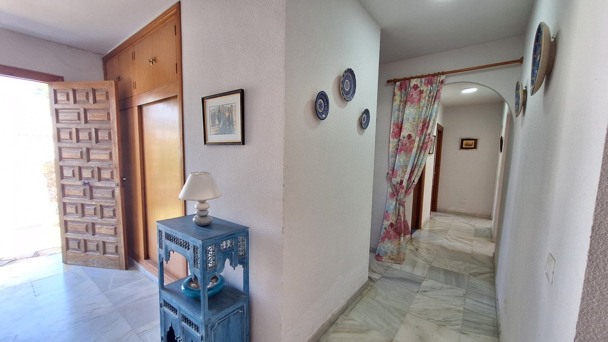 3 Bed Detached Villa in Estepona