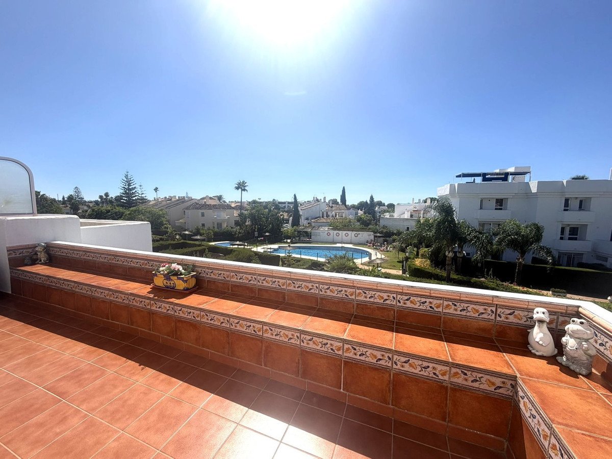 3 Bed Penthouse Duplex in El Paraiso