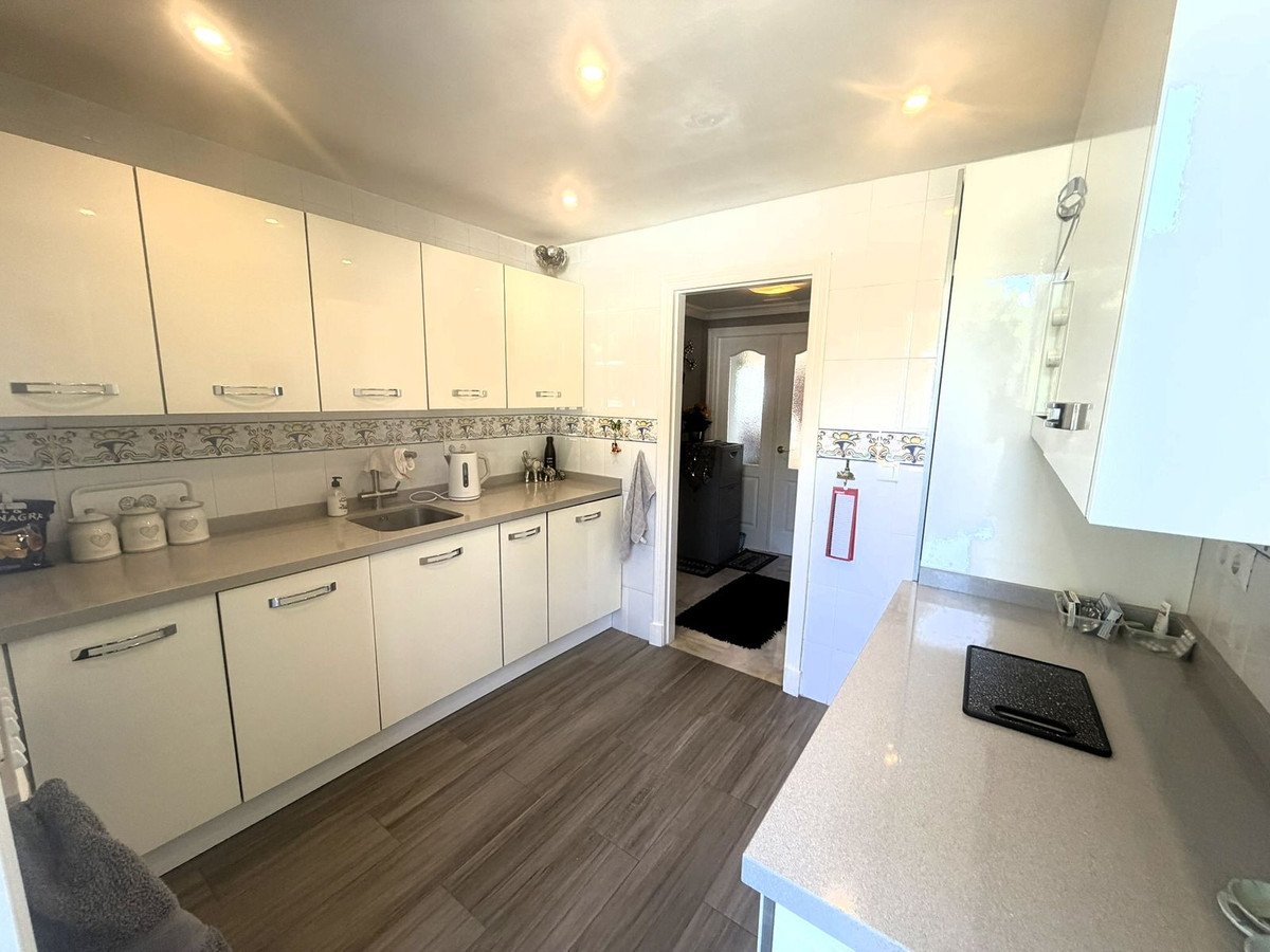 3 Bed Penthouse Duplex in El Paraiso