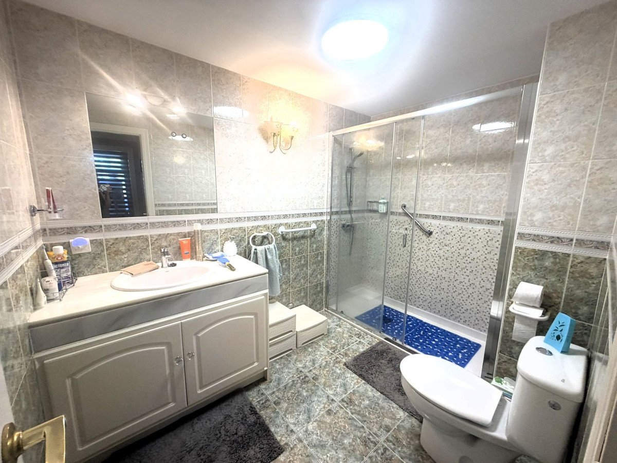 3 Bed Penthouse Duplex in El Paraiso