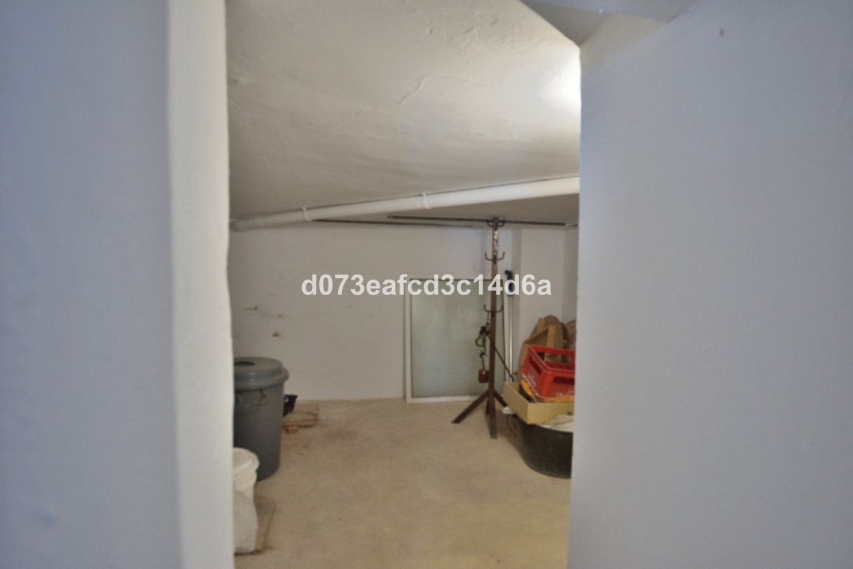 4 Bed Townhouse in Olvera