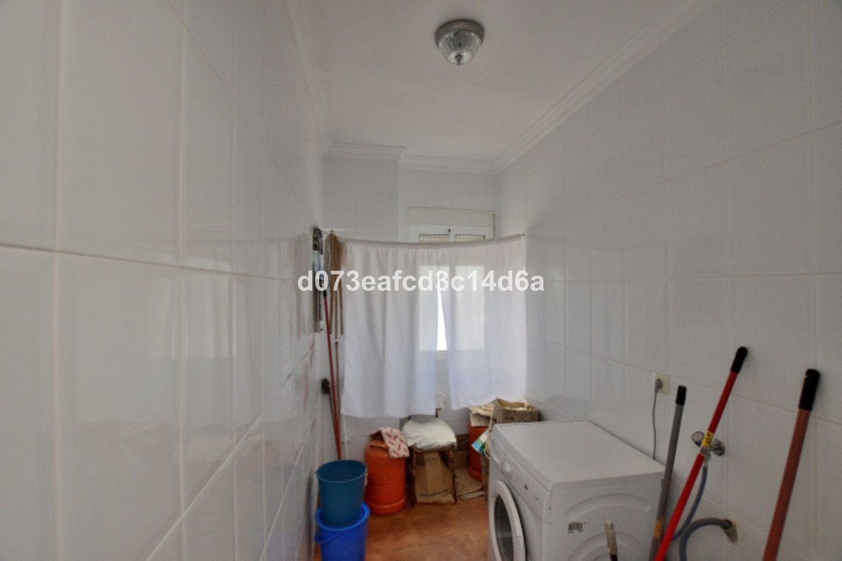 4 Bed Townhouse in Olvera