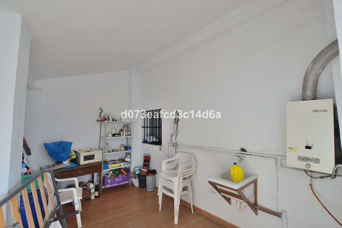 3 Bed Townhouse in Olvera