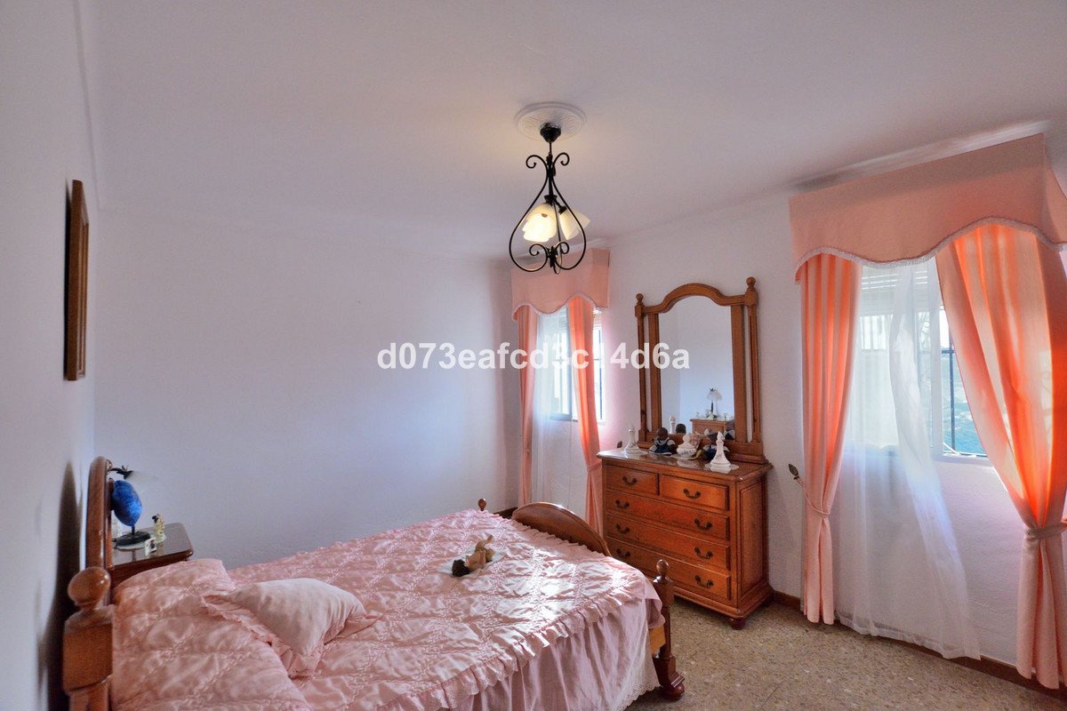 3 Bed Townhouse in Olvera