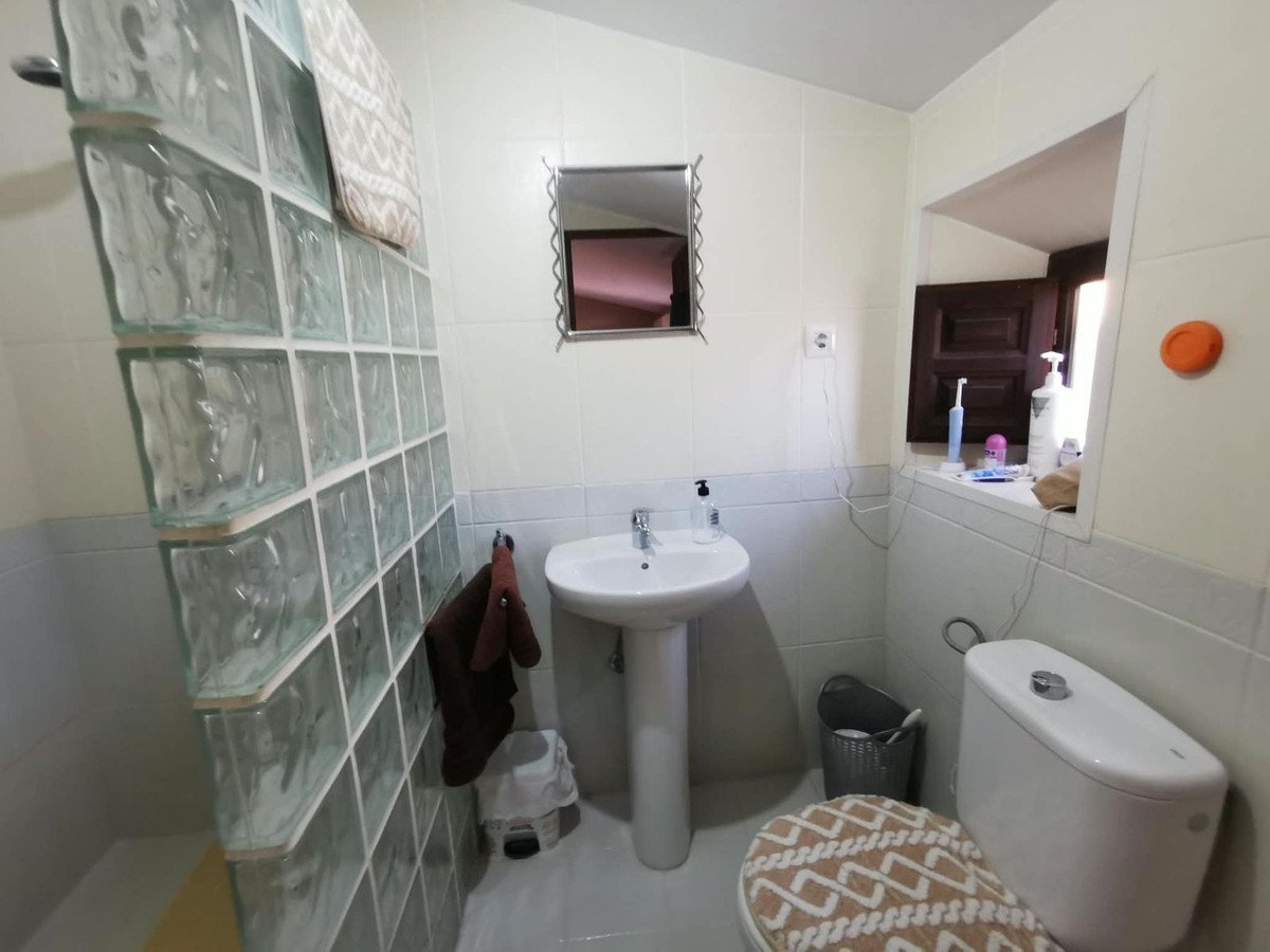 5 Bed Townhouse in Huércal-Overa