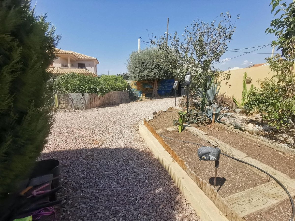 5 Bed Townhouse in Huércal-Overa