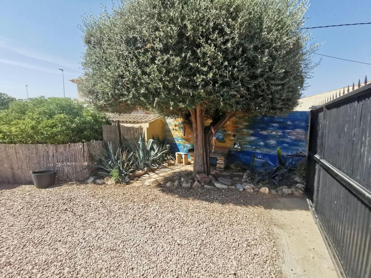 5 Bed Townhouse in Huércal-Overa