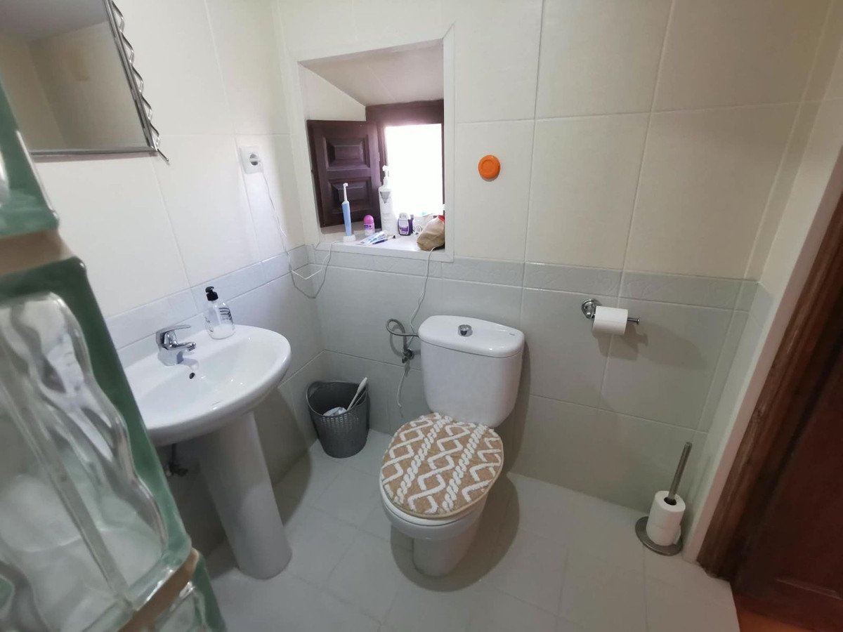5 Bed Townhouse in Huércal-Overa