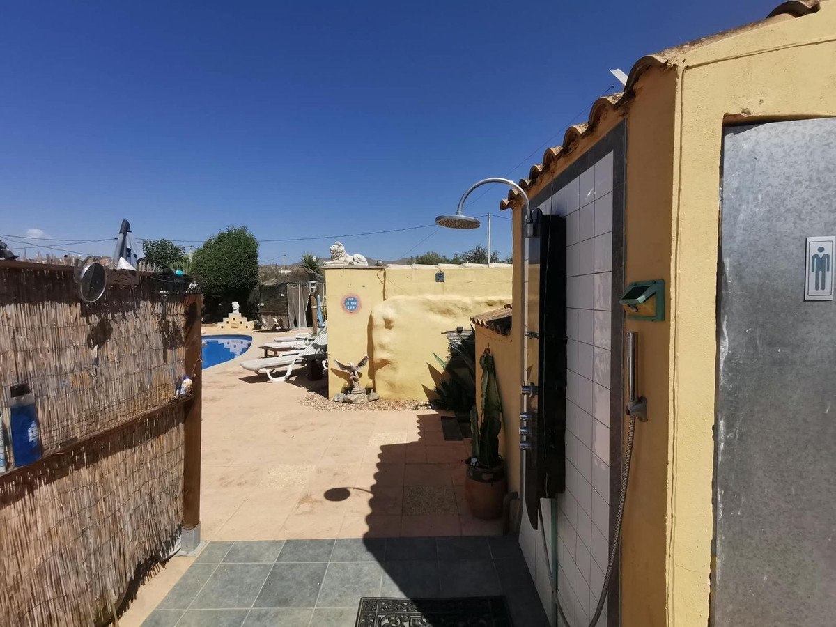 5 Bed Townhouse in Huércal-Overa
