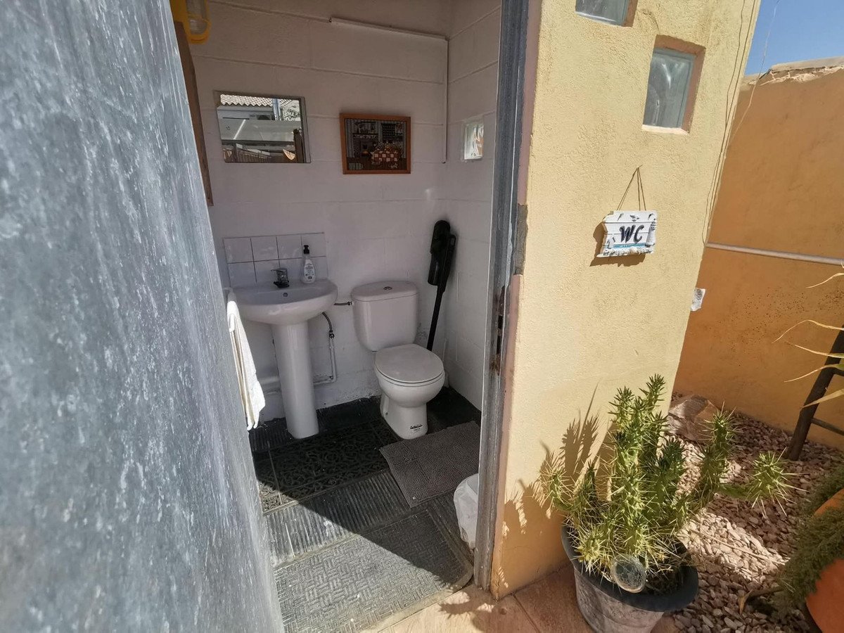 5 Bed Townhouse in Huércal-Overa