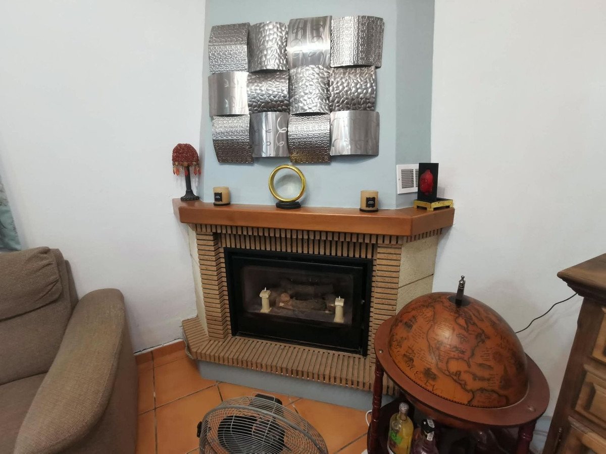 5 Bed Townhouse in Huércal-Overa