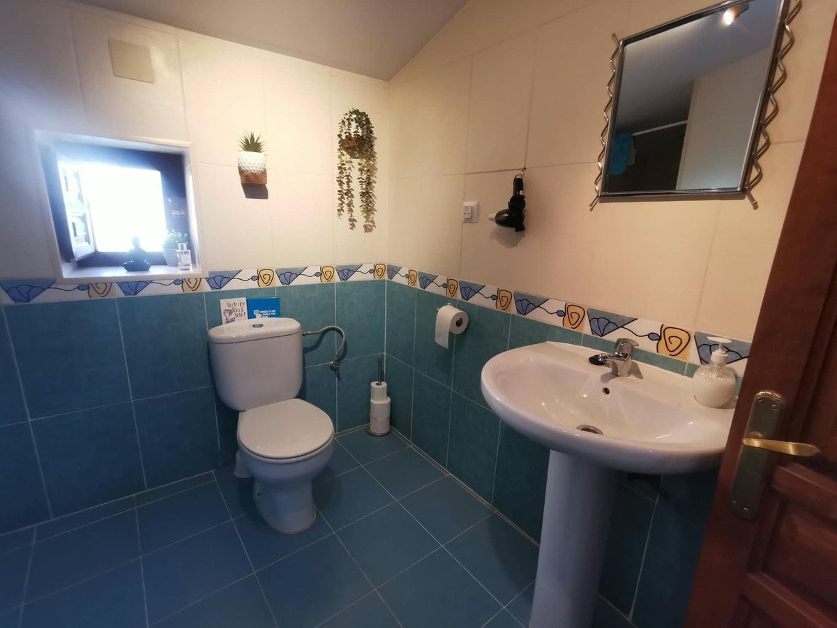 5 Bed Townhouse in Huércal-Overa
