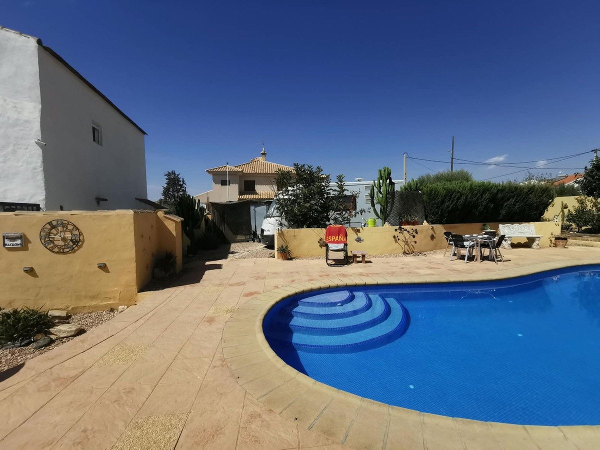 5 Bed Townhouse in Huércal-Overa