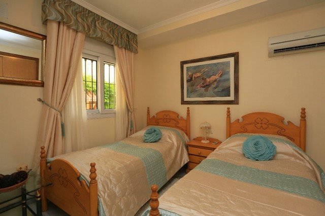 2 Bed Ground Floor Apartment in Elviria