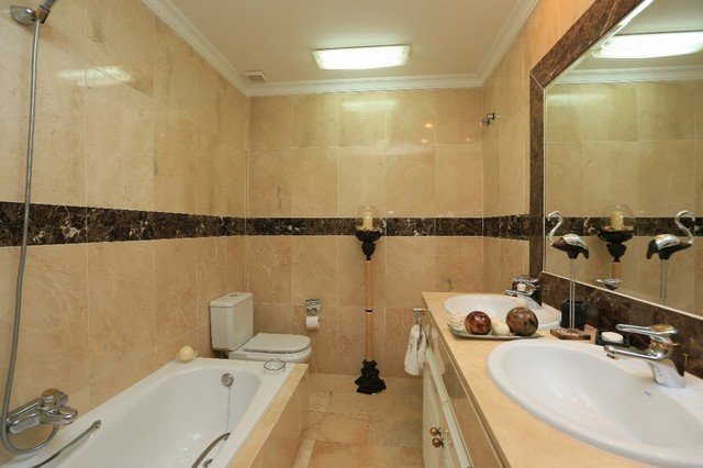 2 Bed Ground Floor Apartment in Elviria