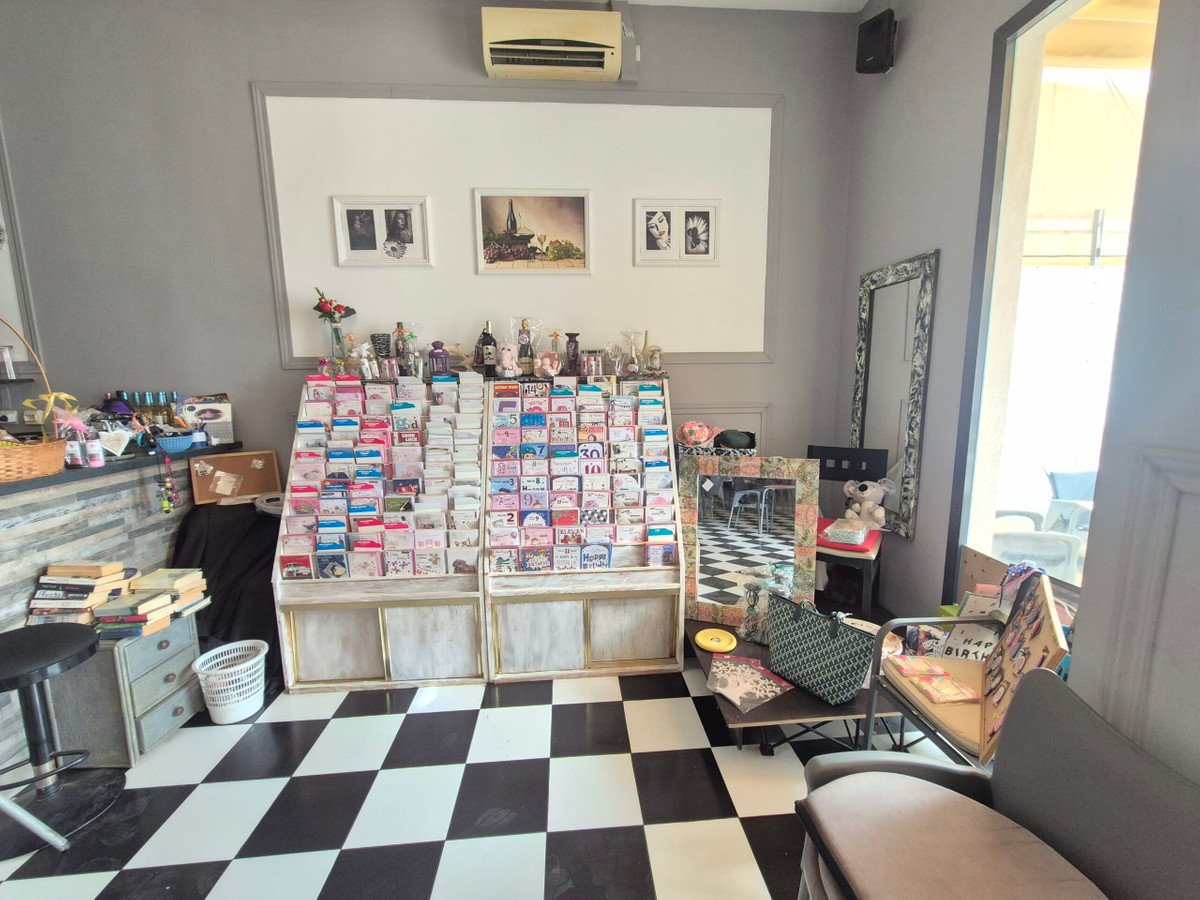 Commercial in La Zenia