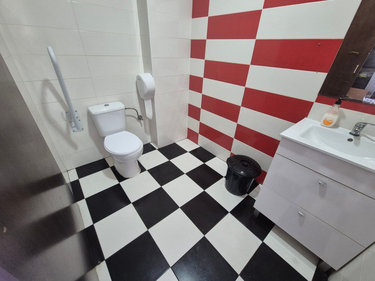 Commercial in La Zenia