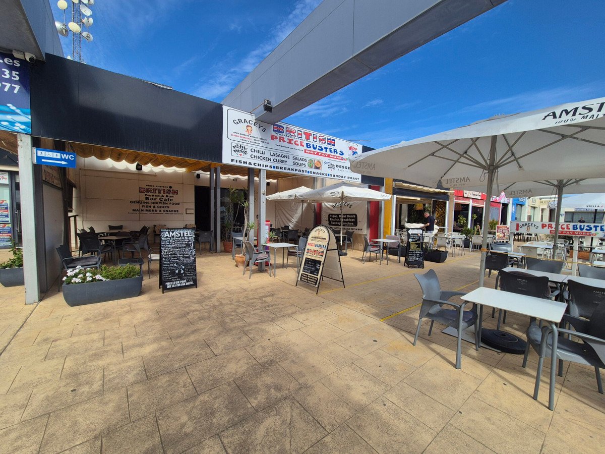 Commercial in La Zenia