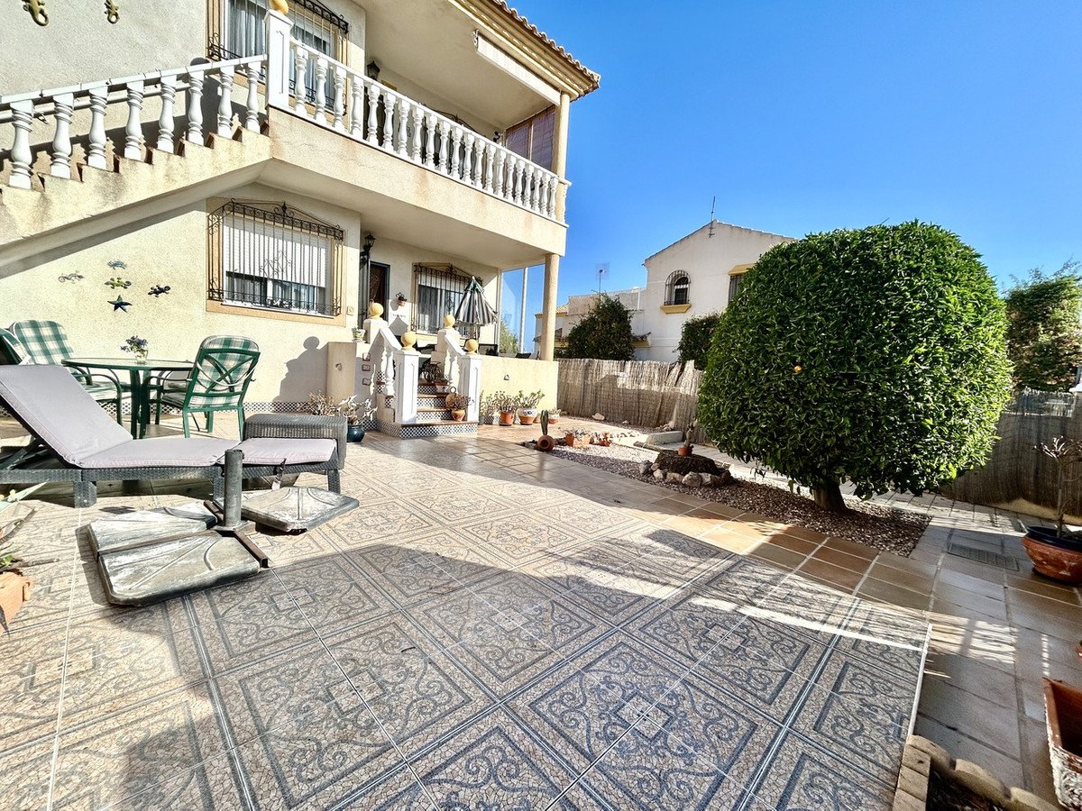 2 Bed Ground Floor Apartment in Cabo Roig