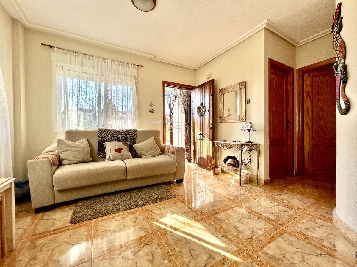 2 Bed Ground Floor Apartment in Cabo Roig