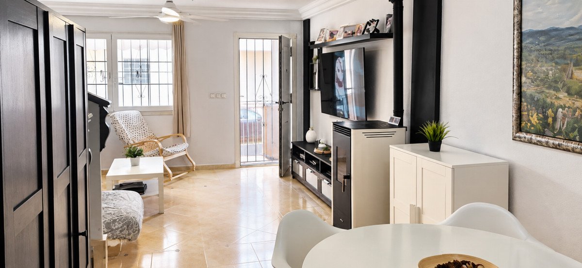 4 Bed Townhouse in Heredades