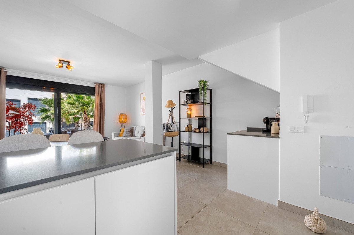 2 Bed Ground Floor Apartment in Villamartin