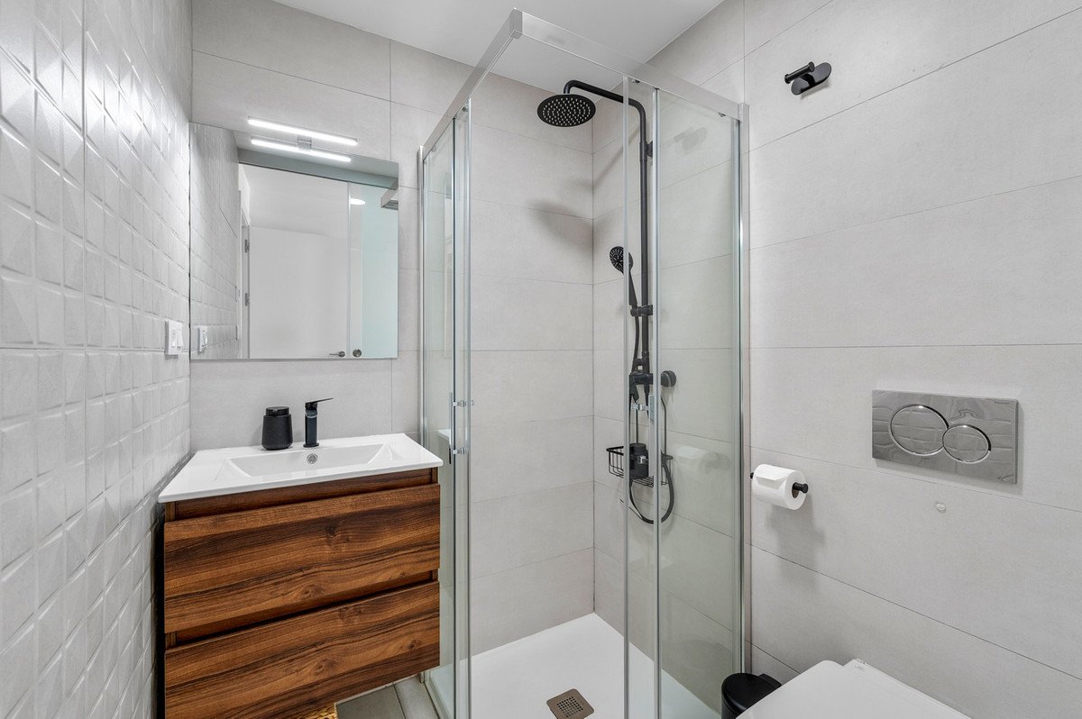 2 Bed Ground Floor Apartment in Villamartin